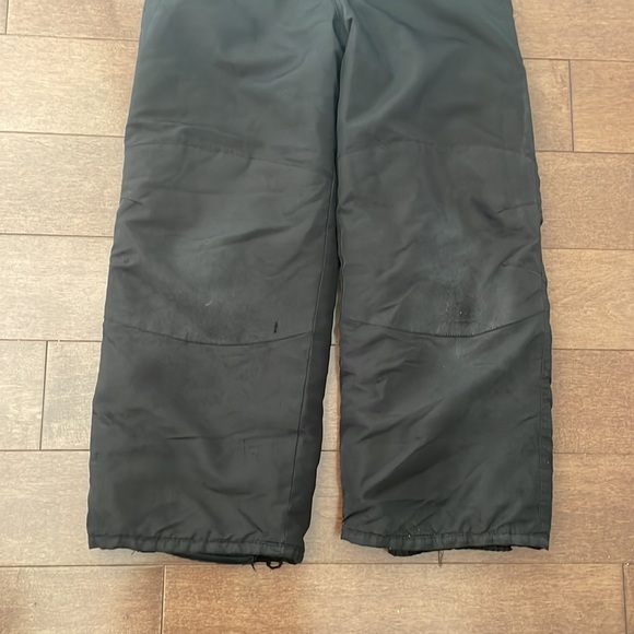 Black Snowpants - Picture 3 of 6